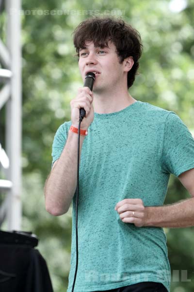 WASHED OUT - 2010-06-06 - PARIS - Parc de la Villette - 